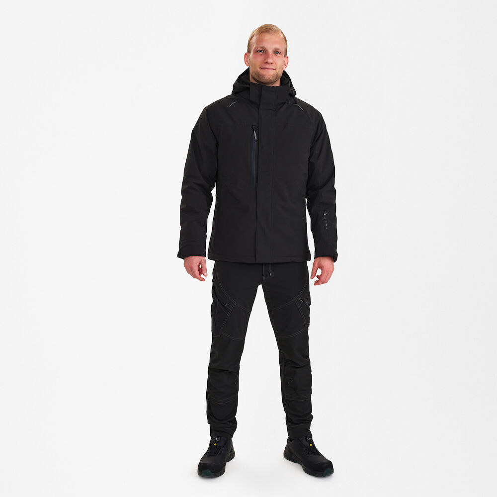 X-TREME Winterjacke – Schwarz (Am Modell)