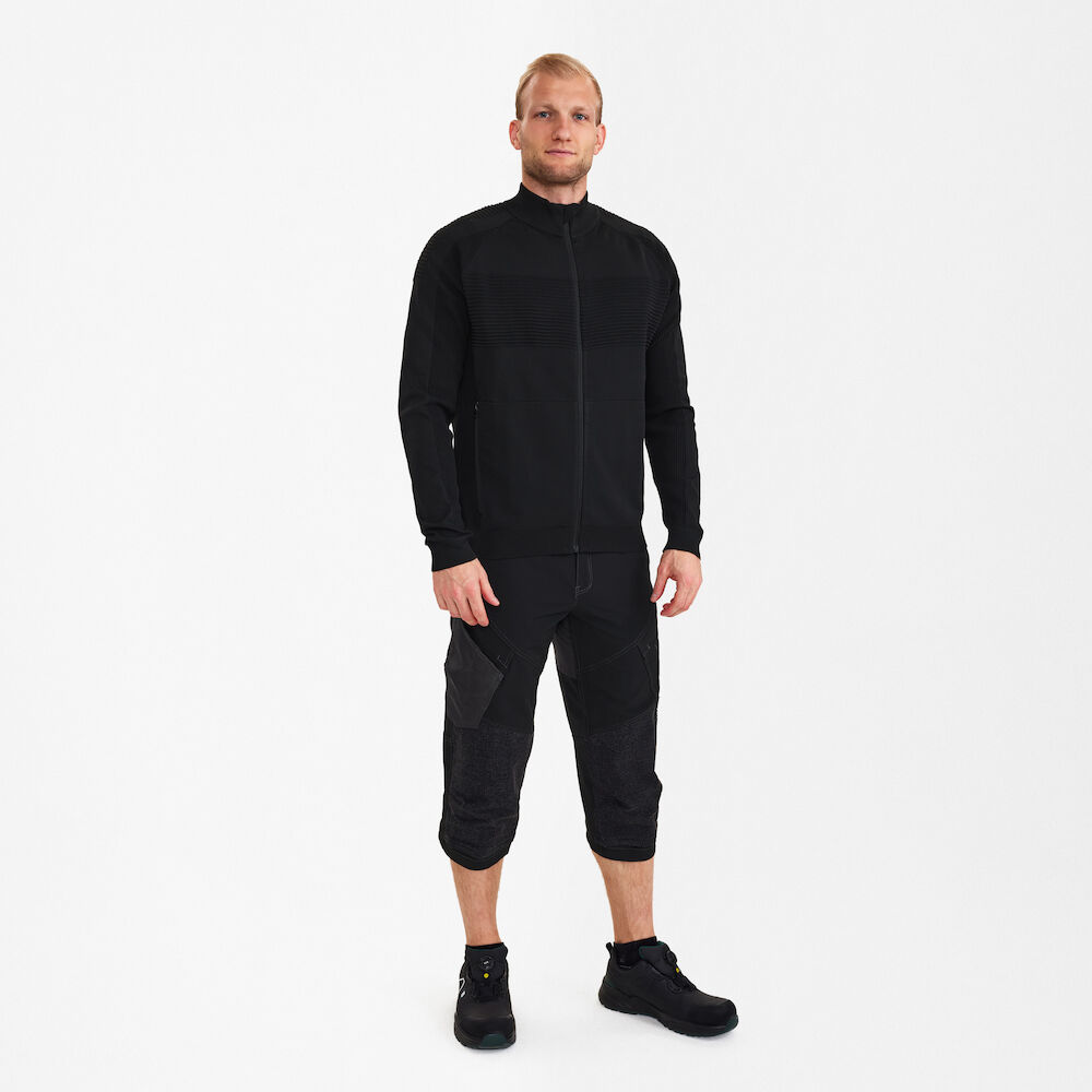 X-TREME Strickjacke – Schwarz (Am Modell)