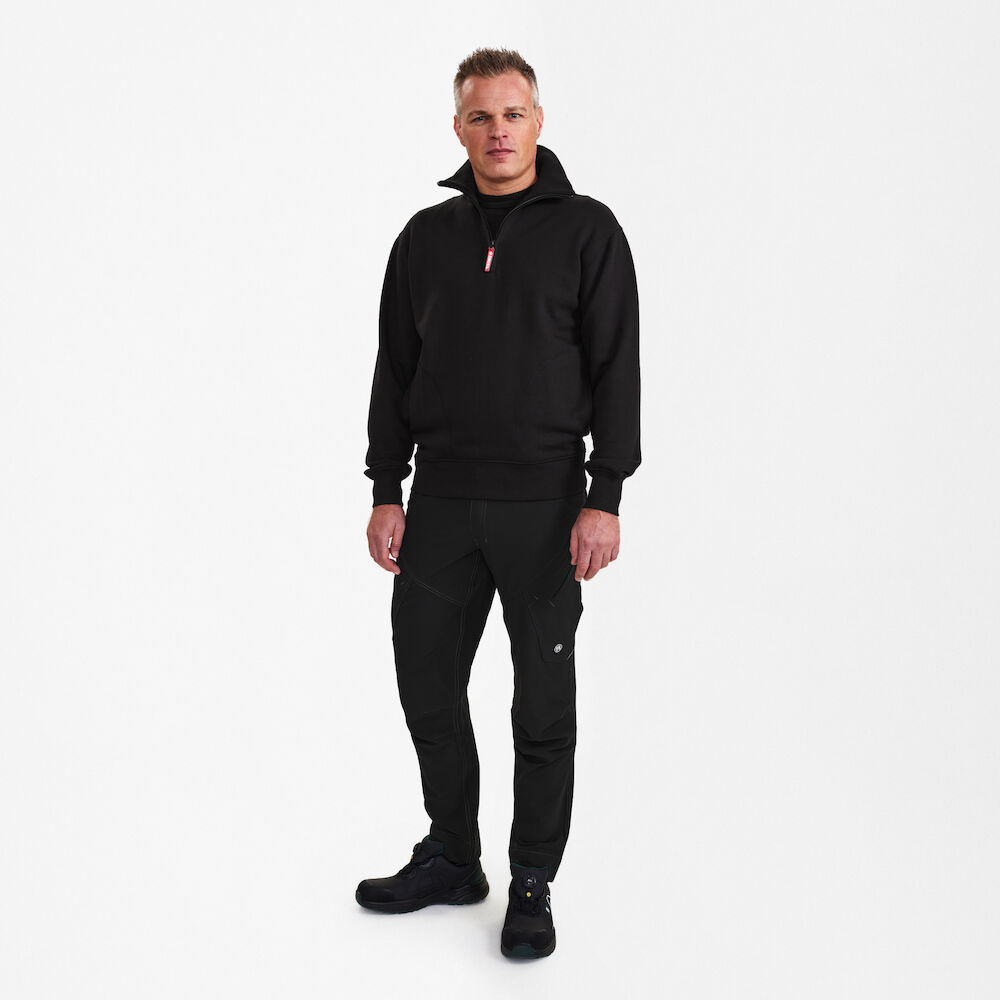 EXTEND Sweatshirt mit hohem Kragen – Schwarz (Am Modell)