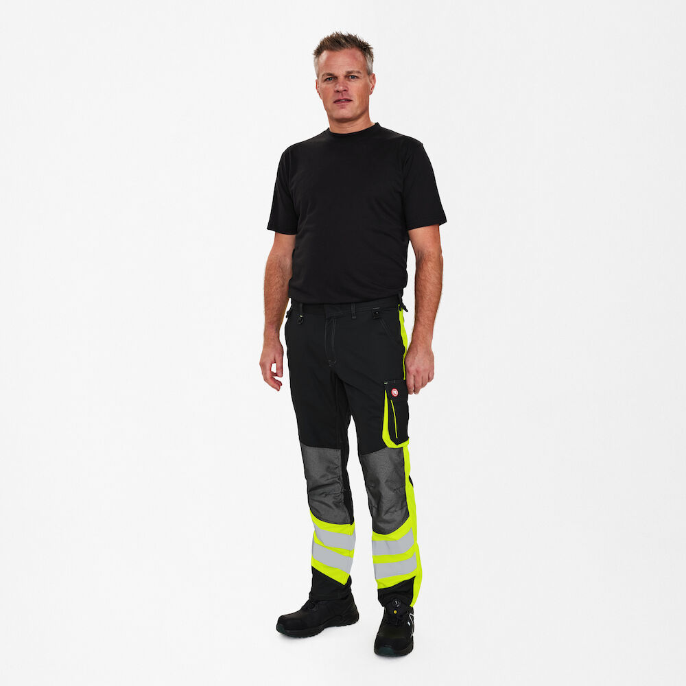 CARGO Arbeitshose – Schwarz / Gelb (Am Modell)