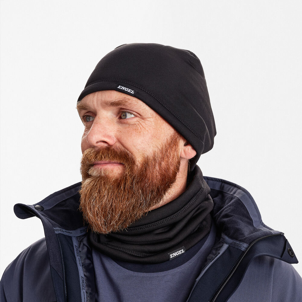 Beanie- und Halswärmer-Set – Schwarz (Am Modell)