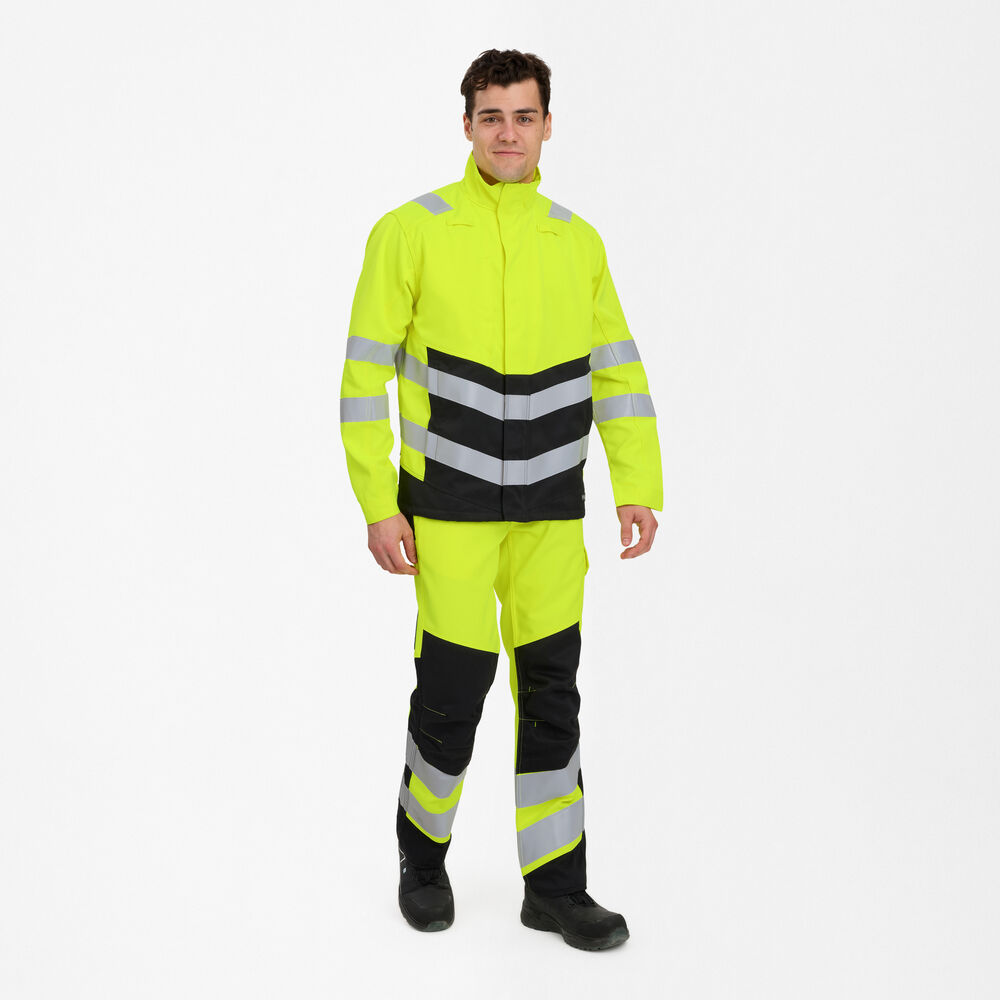 SAFETY+ Arbeitsjacke – Gelb / Schwarz (Am Modell)